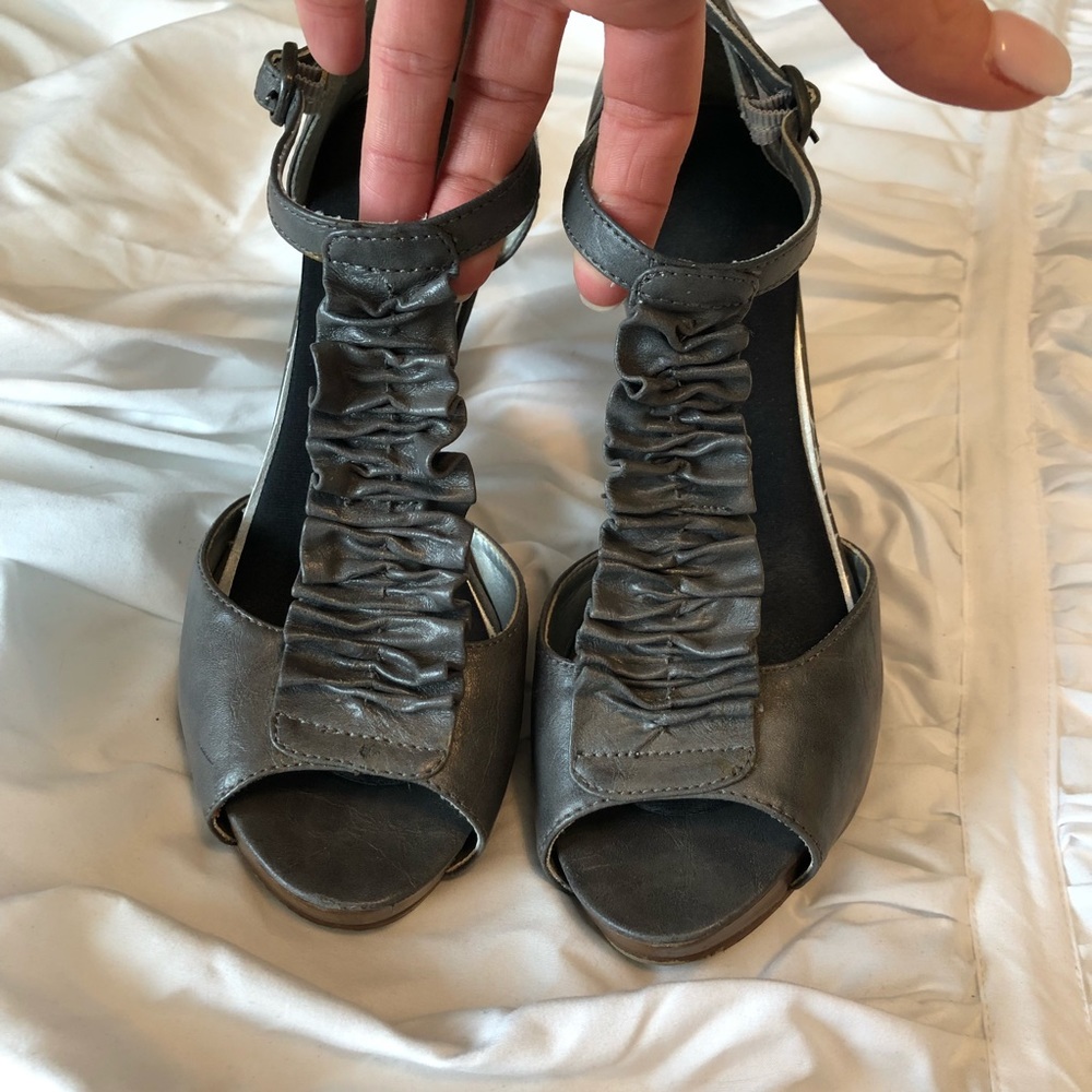 Grey heels